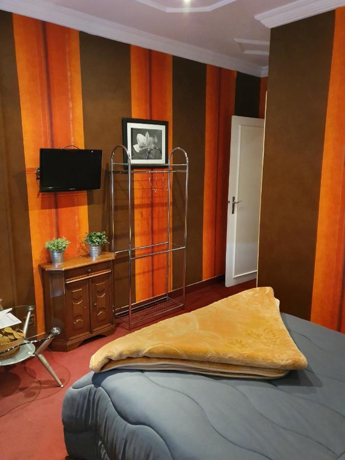 קניטרה Ambassy Hotel מראה חיצוני תמונה